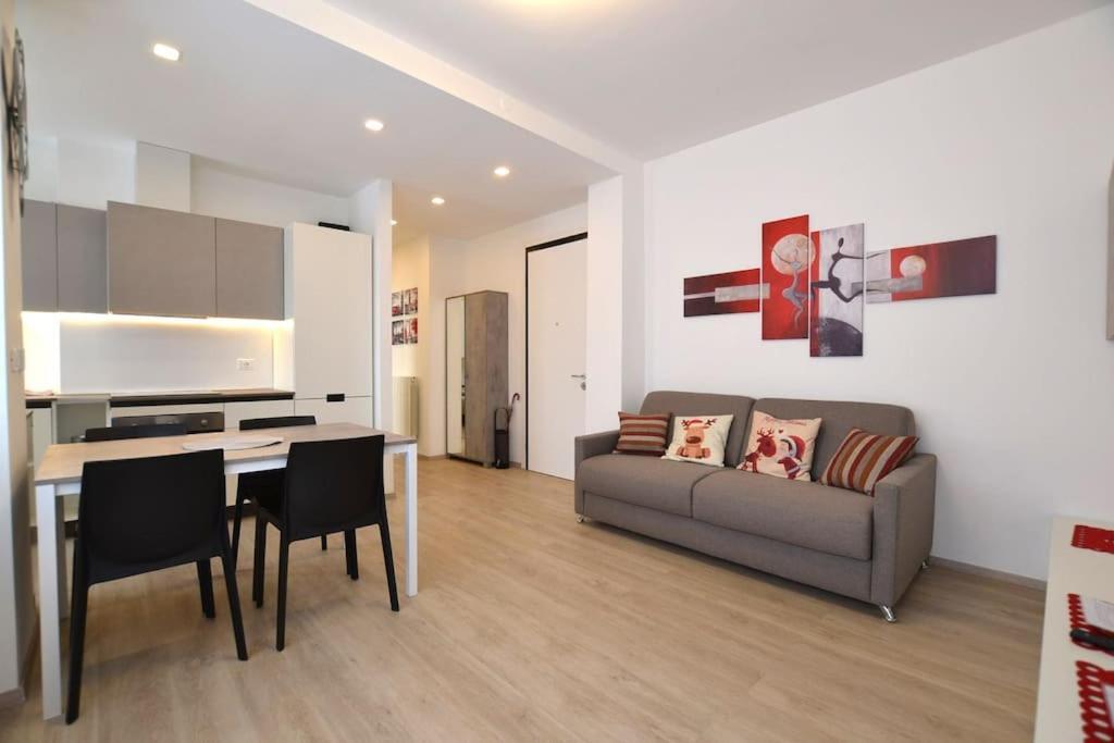 Casa Jordan - Your Home Everywhere - Pordenone Bagian luar foto