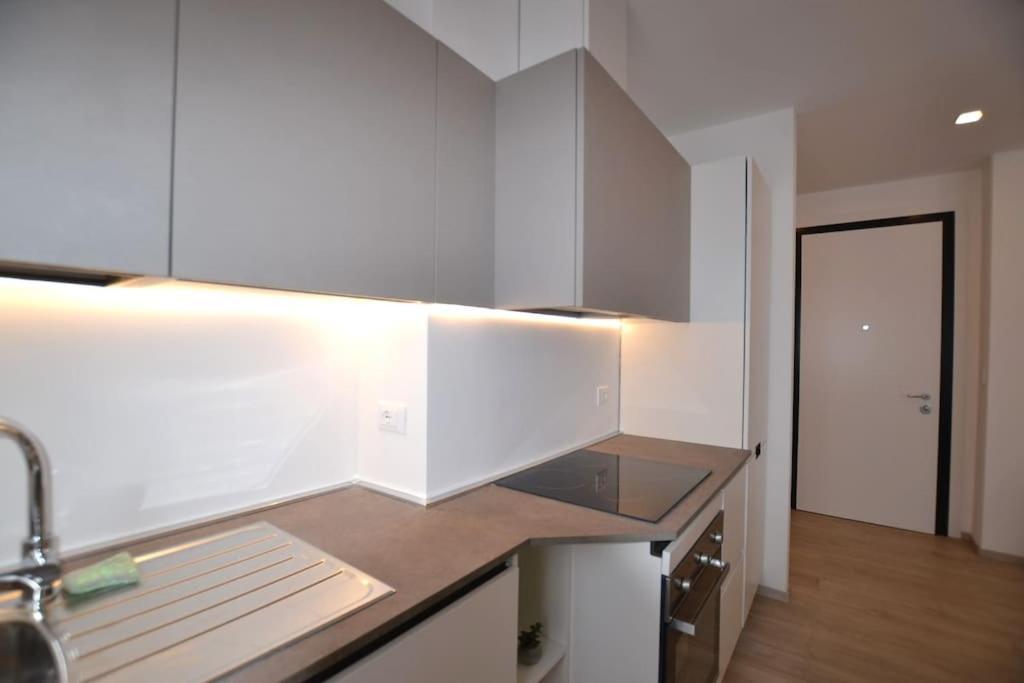 Casa Jordan - Your Home Everywhere - Pordenone Bagian luar foto